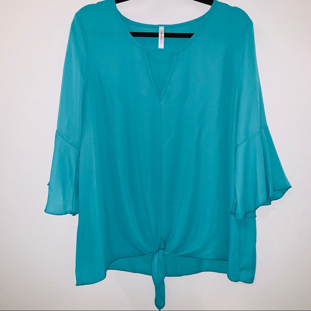💫 Boutique Plus Size Teal Keyhole Blouse
